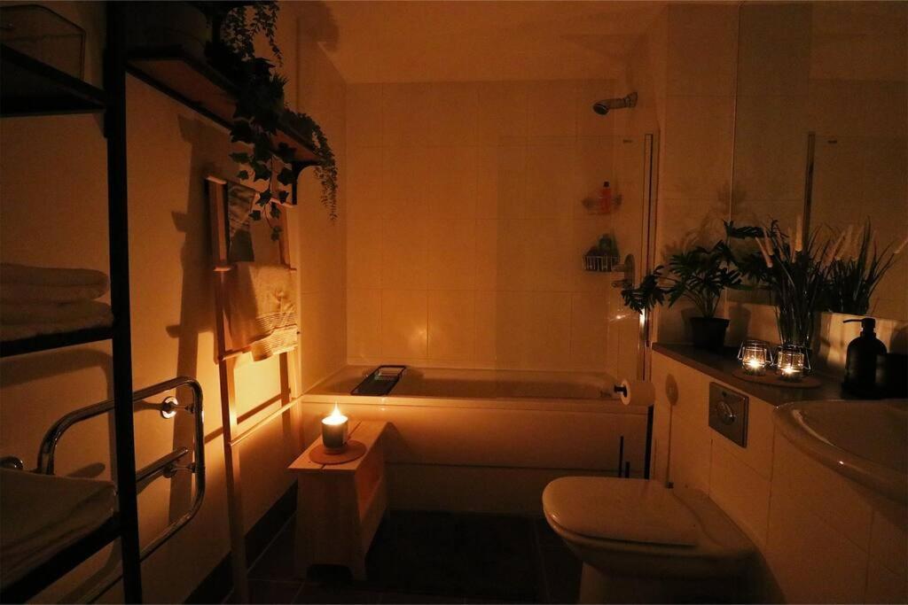 Apartment Spacious Private Flat In Centre *